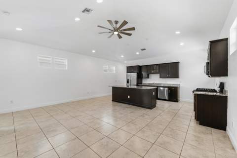 4984 SE Railway Avenue, Stuart FL - photo 9 of 67