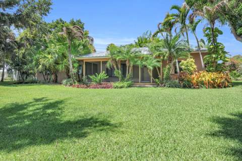 8609 S Indian River Drive, Fort Pierce FL - photo 7 of 86