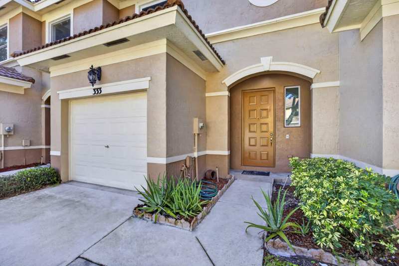 2 bedroom Townhouse at 333 River Bluff Lane, Seminole Estates & Townhomes, Royal Palm Beach — photo 1