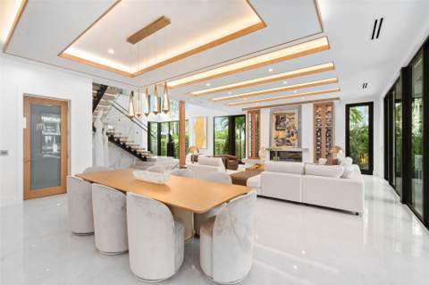 24 Fiesta Way, Fort Lauderdale FL - photo 8 of 86