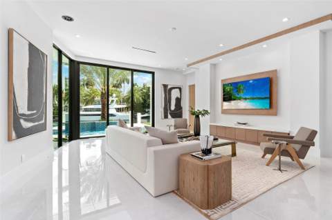 24 Fiesta Way, Fort Lauderdale FL - photo 13 of 86