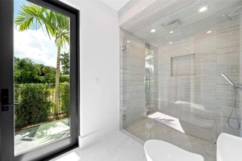 24 Fiesta Way, Fort Lauderdale FL - photo 22 of 86