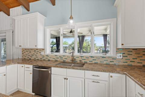 220 SW Willow Lake Trail, Stuart FL - photo 18 of 46
