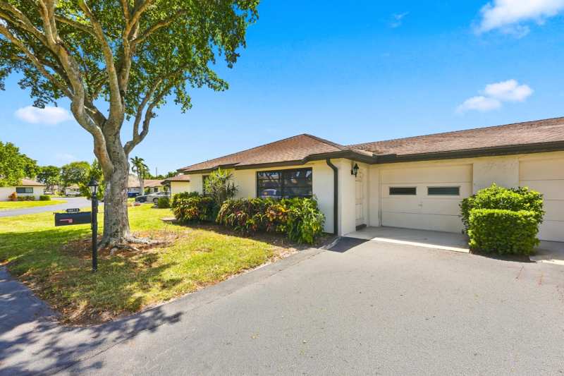 2 bedroom Villa at 4863 Dovewood Terrace, Greentree Villas Condo, Boynton Beach — photo 1
