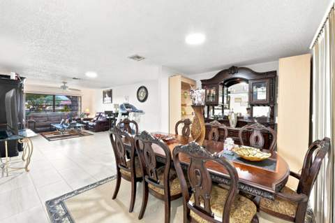 4863 Dovewood Terrace, Boynton Beach FL - photo 12 of 42