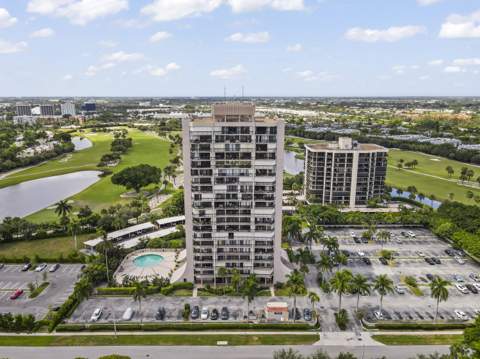 2425 Presidential Way #1006, West Palm Beach FL - photo 13 of 22