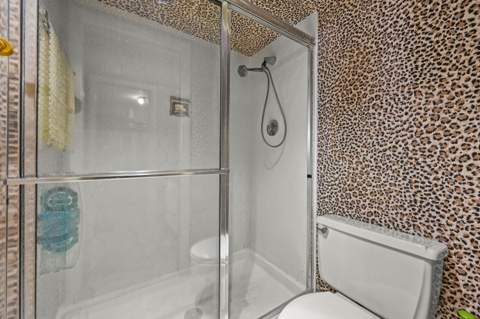 2425 Presidential Way #1006, West Palm Beach FL - photo 19 of 22