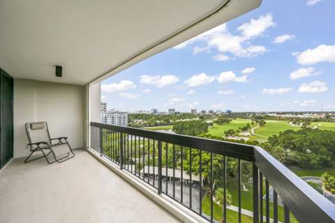 2425 Presidential Way #1006, West Palm Beach FL - photo 21 of 22