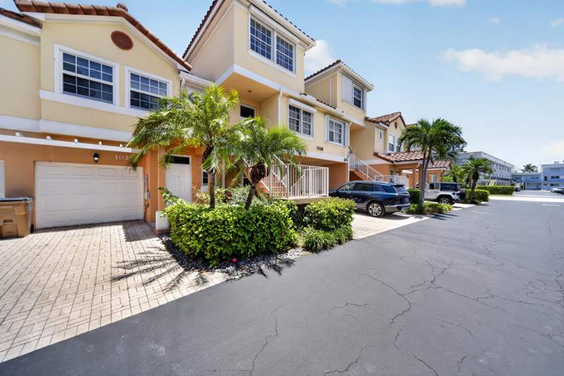 3 bedroom Townhouse at 1998 NE 7th Street #103, Ocean Vue, Deerfield Beach — photo 2