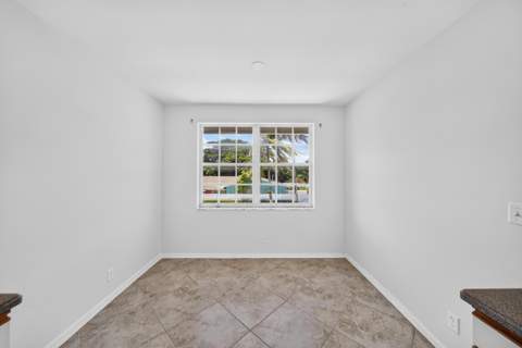 1998 NE 7th Street #103, Deerfield Beach FL - photo 15 of 55