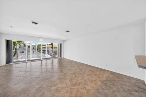 1998 NE 7th Street #103, Deerfield Beach FL - photo 21 of 55