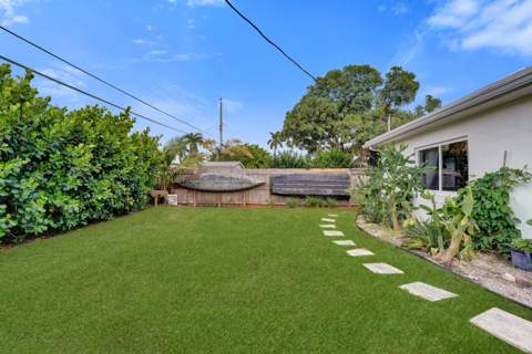 180 NW 48th Court, Oakland Park FL - photo 17 of 33