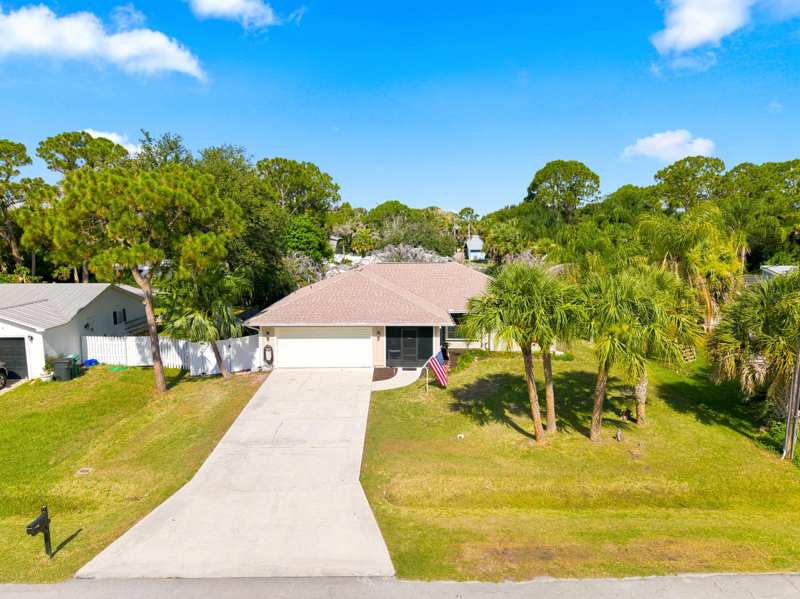 3 bedroom Single Family Residence at 6107 Bamboo Drive, Indian River Estates Unit 9, Fort Pierce — photo 1