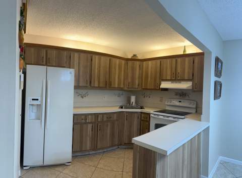 117 Lake Pine Circle #A-1, Greenacres FL - photo 7 of 10