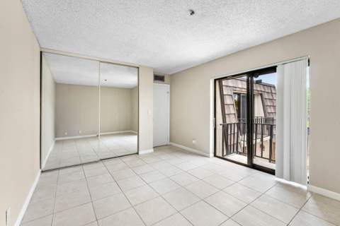 1534 Forest Lakes Circle #D, West Palm Beach FL - photo 19 of 26
