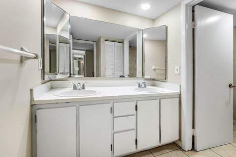 1534 Forest Lakes Circle #D, West Palm Beach FL - photo 21 of 26