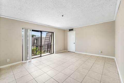 1534 Forest Lakes Circle #D, West Palm Beach FL - photo 24 of 26