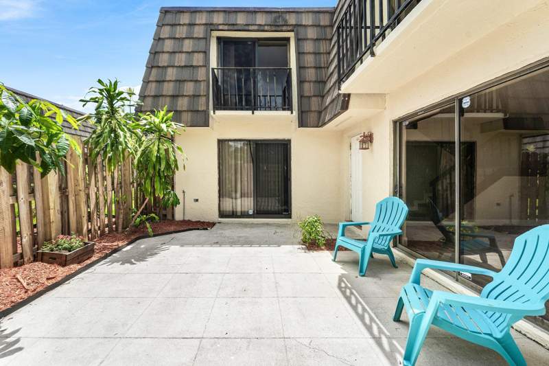 2 bedroom Townhouse at 1534 Forest Lakes Circle #D, Forest Lakes, West Palm Beach — photo 2