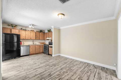 1534 Forest Lakes Circle #D, West Palm Beach FL - photo 10 of 26