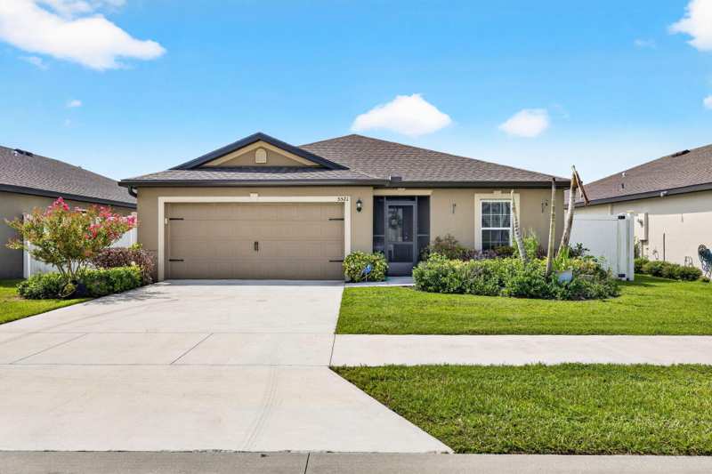 3 bedroom Single Family Residence at 5521 Fantasy Drive, Celebration Pointe, Fort Pierce — photo 1