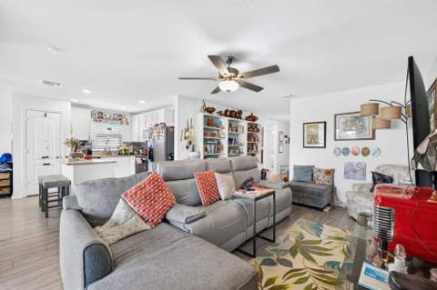 5521 Fantasy Drive, Fort Pierce FL - photo 10 of 50