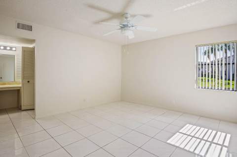 3367 Perimeter Drive, Greenacres FL - photo 16 of 27