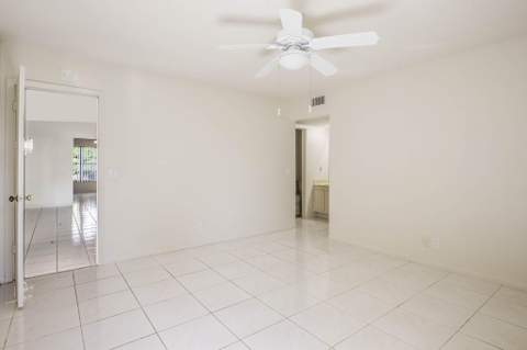 3367 Perimeter Drive, Greenacres FL - photo 17 of 27