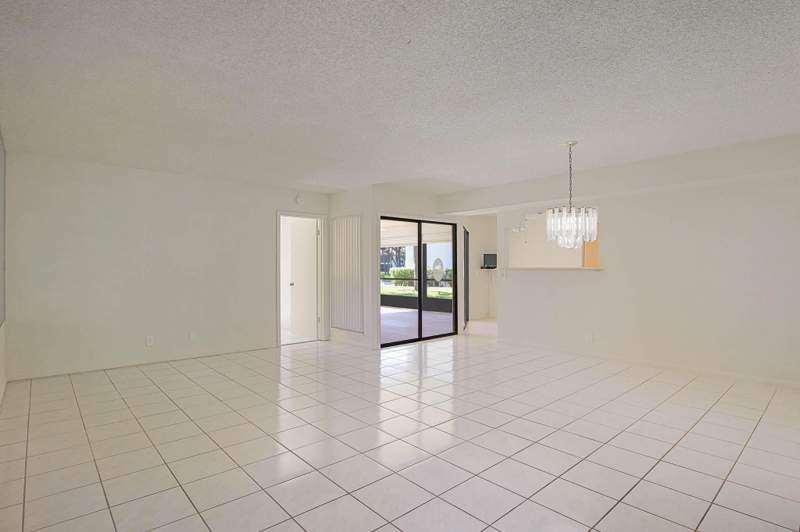 2 bedroom Condominium at 3367 Perimeter Drive, Park Pointe, Greenacres — photo 3