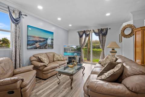 4859 NW 58th Manor, Coconut Creek FL - photo 11 of 32