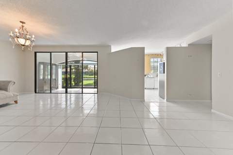 5965 Parkwalk Drive #913, Boynton Beach FL - photo 13 of 44