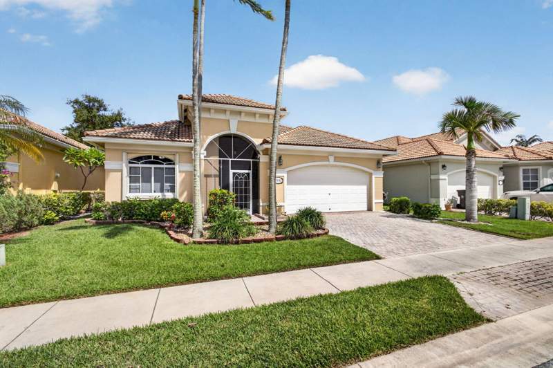 2 bedroom Single Family Residence at 2332 Curley Cut, Andros Isle Par E-2 2, Royal Palm Beach — photo 5