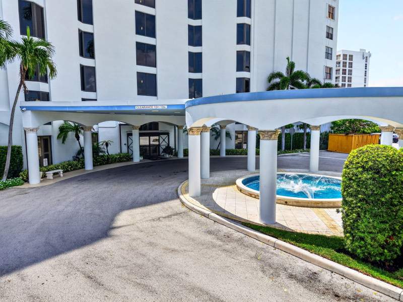 2 bedroom Condominium at 3800 Washington Road #708, Portofino South Condo Estates Of South Palm Bea, West Palm Beach — photo 2