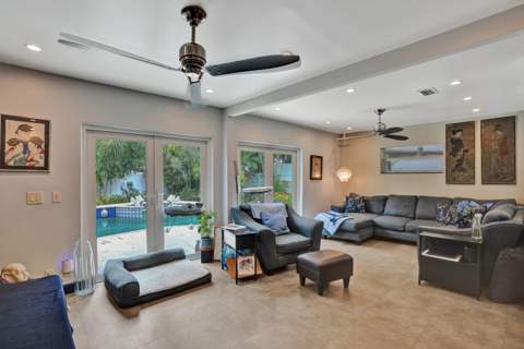908 NE 16th Place, Fort Lauderdale FL - photo 18 of 55
