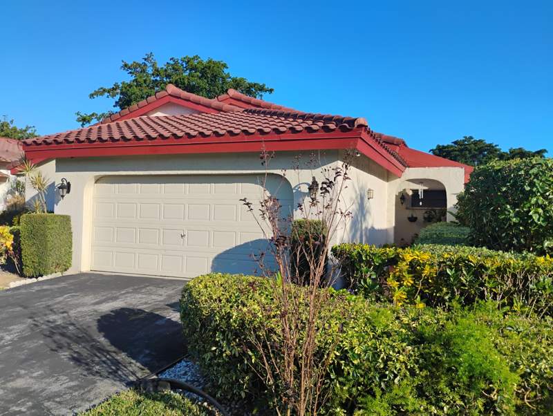 2 bedroom Single Family Residence at 5665 Lakeview Mews Drive, Villas Of Green Glen Ii-B, Boynton Beach — photo 2