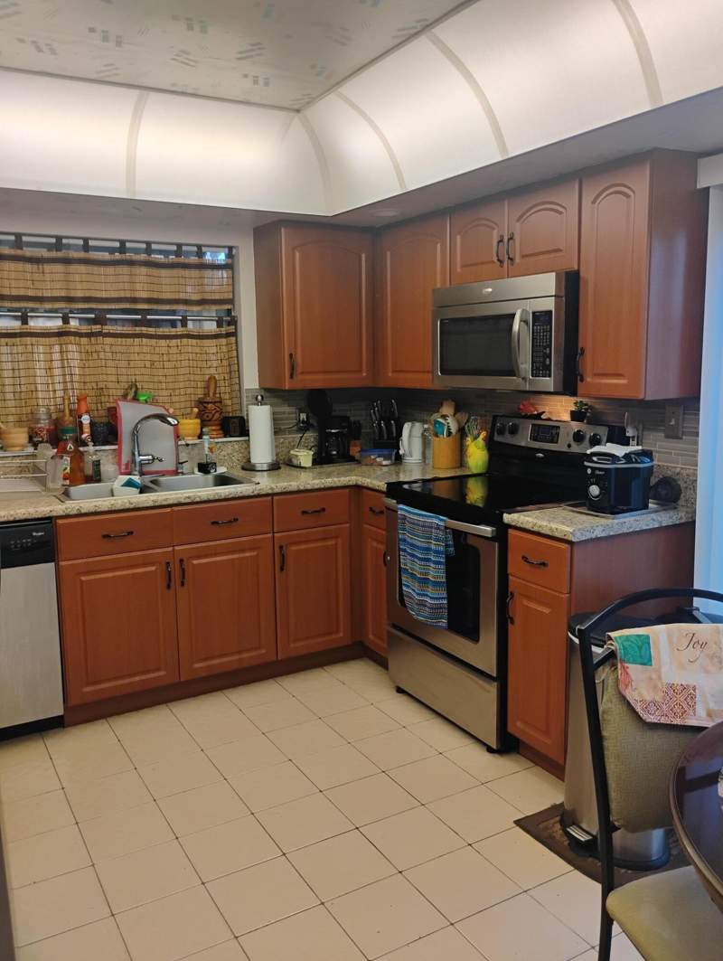 2 bedroom Single Family Residence at 5665 Lakeview Mews Drive, Villas Of Green Glen Ii-B, Boynton Beach — photo 4