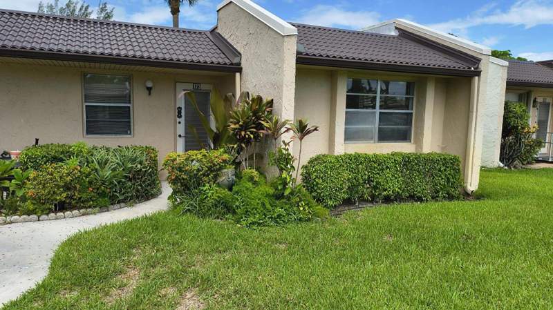 2 bedroom Villa at 173 Lake Meryl Drive, Golden Lakes Village Condo F, West Palm Beach — photo 3