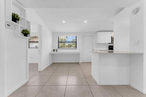 1712 NE 50th Court, Pompano Beach FL - photo 14 of 52