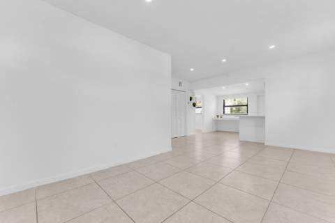 1712 NE 50th Court, Pompano Beach FL - photo 12 of 52