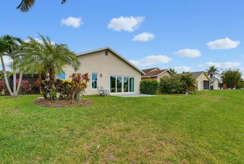 9123 Pine Springs Drive, Boca Raton FL - photo 14 of 59