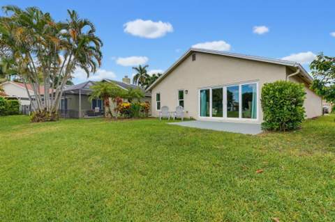 9123 Pine Springs Drive, Boca Raton FL - photo 16 of 59