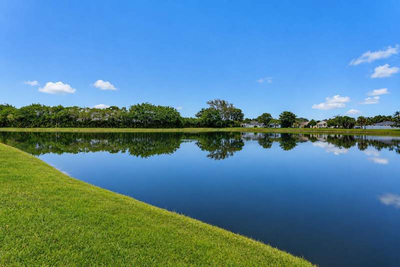 3 bedroom Single Family Residence at 9123 Pine Springs Drive, Pine Springs 1, Boca Raton — photo 3