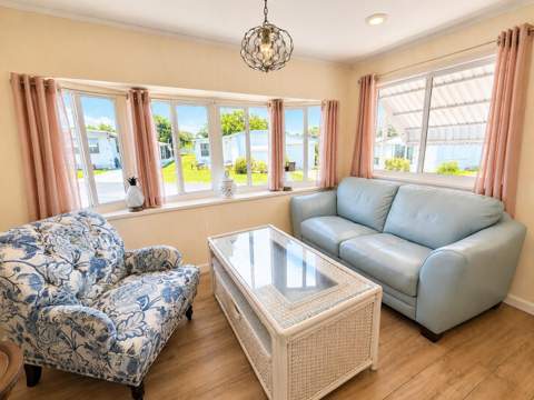 13827 S Indian River Drive #62, Jensen Beach FL - photo 7 of 11