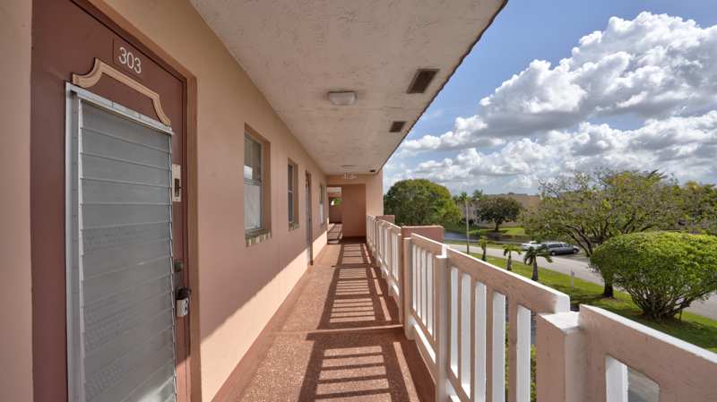 2 bedroom Condominium at 9400 Sunrise Lakes Boulevard #303, Sunrise Lakes 117 Condo, Sunrise — photo 1