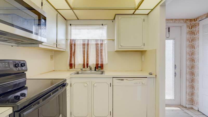 2 bedroom Condominium at 9400 Sunrise Lakes Boulevard #303, Sunrise Lakes 117 Condo, Sunrise — photo 4