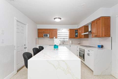 2395 Edgewater Drive, West Palm Beach FL - photo 11 of 32