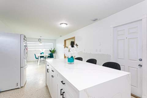 2395 Edgewater Drive, West Palm Beach FL - photo 12 of 32