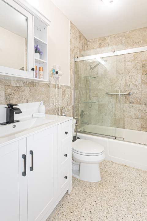2395 Edgewater Drive, West Palm Beach FL - photo 17 of 32
