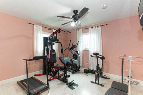 2395 Edgewater Drive, West Palm Beach FL - photo 22 of 32
