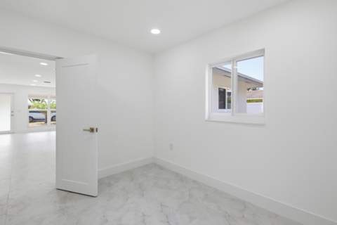401 SE 1st Avenue, Pompano Beach FL - photo 20 of 36