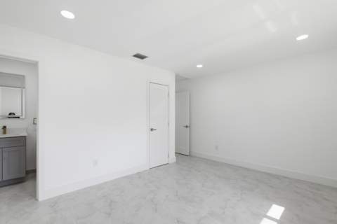 401 SE 1st Avenue, Pompano Beach FL - photo 23 of 36